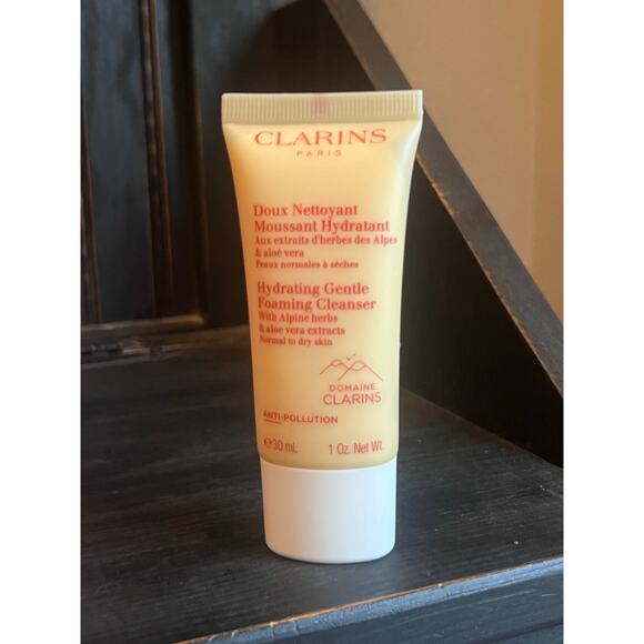 Clarins Hydrating Gentle Foaming Cleanser 1 oz Travel Size - Picture 1 of 2